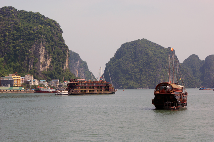Vietnam: Halong Bay 2009
