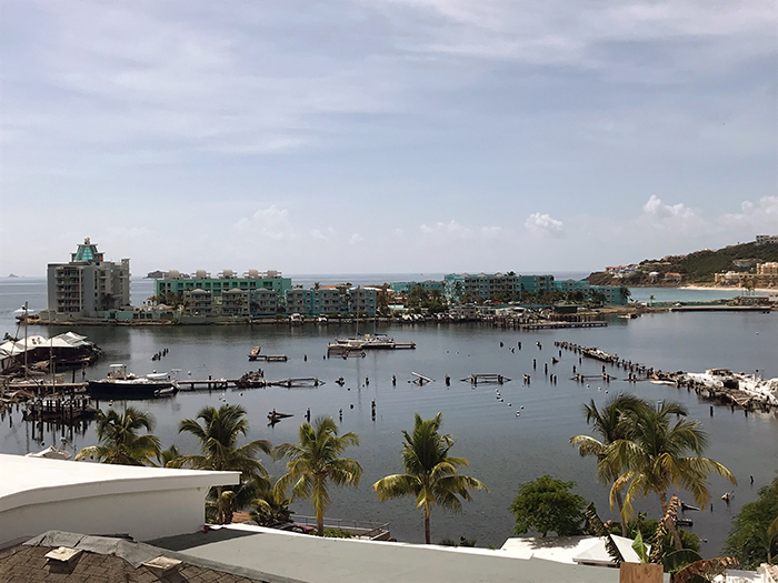 NL/ F: Sint Maarten: Oyster Bay